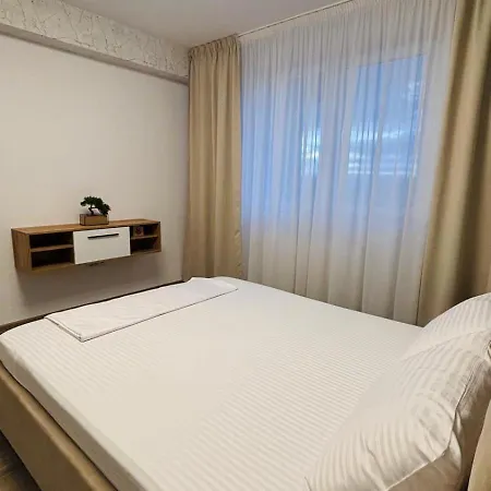 Bright & Spacious Coresi View & Free Parking Brașov