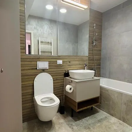 Apartment Bright & Spacious Coresi View & Free Parking Brașov
