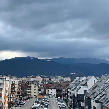 Apartment Bright & Spacious Coresi View & Free Parking Brasov