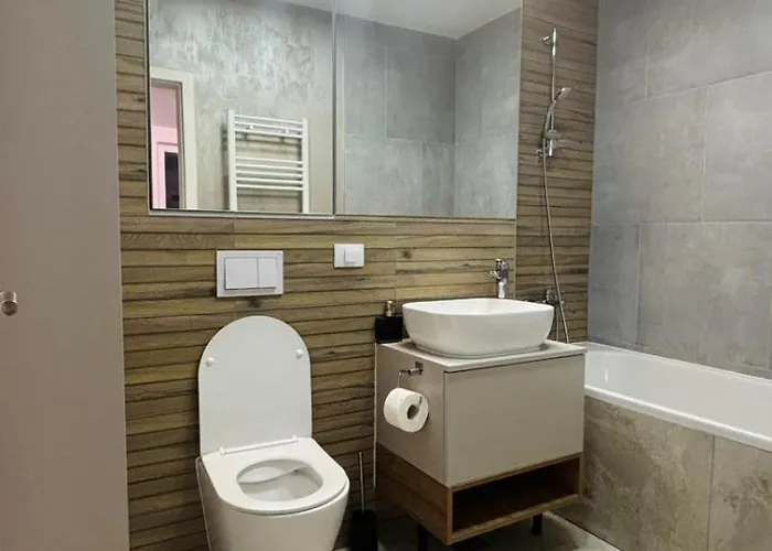 Apartment Bright & Spacious Coresi View & Free Parking Brasov