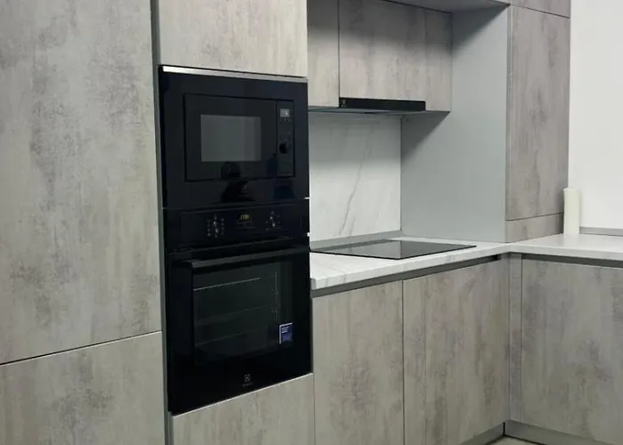 Bright & Spacious Coresi View & Free Parking Brasov