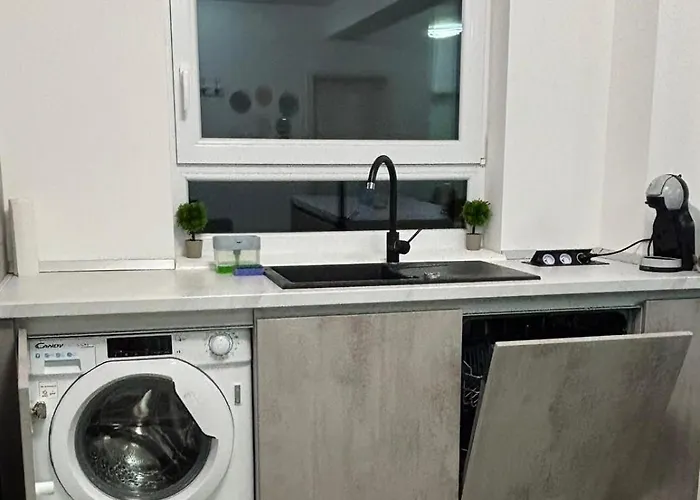 Bright & Spacious Coresi View & Free Parking Apartment